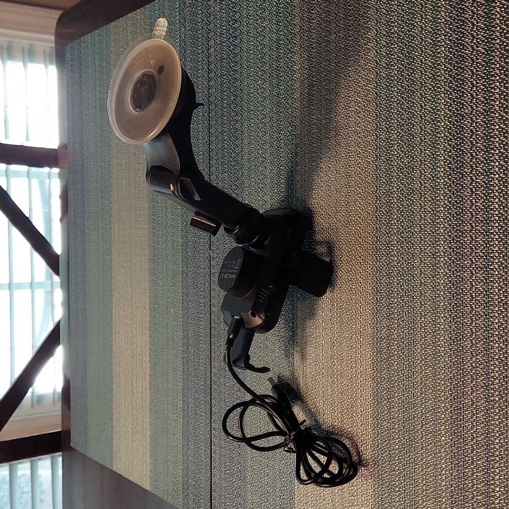 Dash Window Charging Car Mount With Adjustable Lever and A/C Mount NWOT - UNUSED